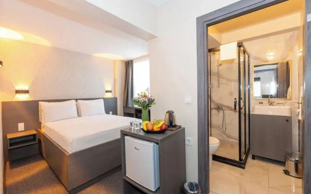 Mays Otel