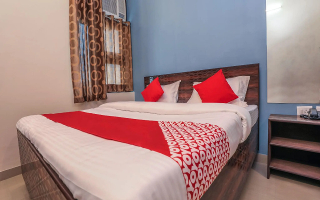 OYO 14911 New Airport Residency