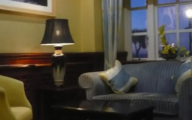 Harbour View Hotel