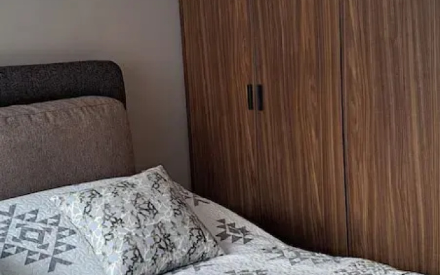 Chic Comfort Apartment - Rabat Center - Free Parking & AirC & Internet