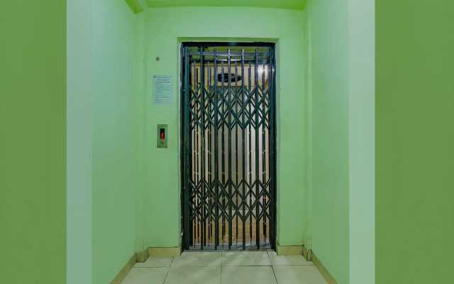 FabHotel Sharma Inn