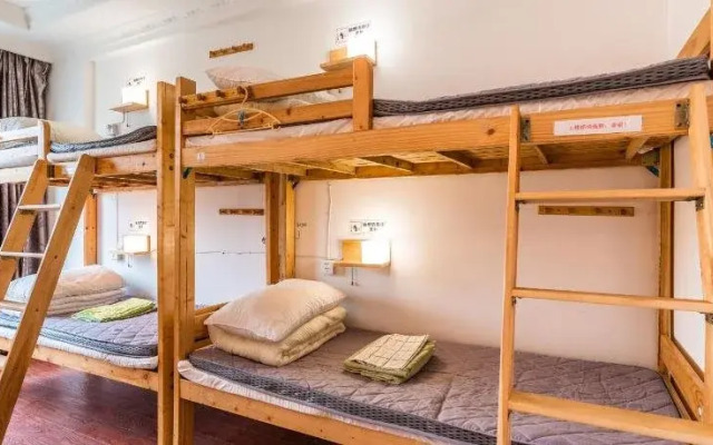 Zhoushan Donghai Hostel