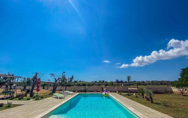 Lamia Essenza Piscina Esclusiva