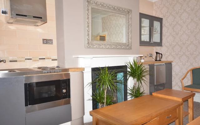 Porthkerry Apartment 1