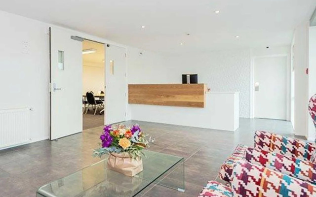 Clarion Suites Ambassador