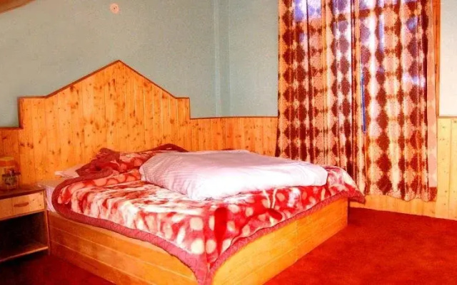 Hotel Naveen