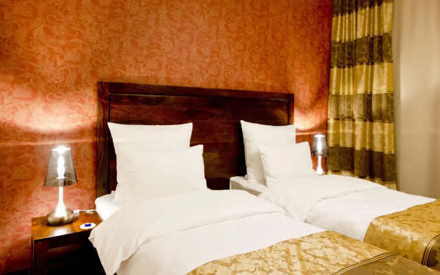 Columbus Hotel
