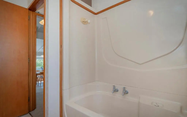 Relax On Courtney - Pauanui Holiday Home