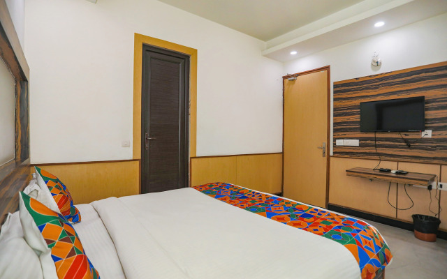 Fabhotel The Horizon