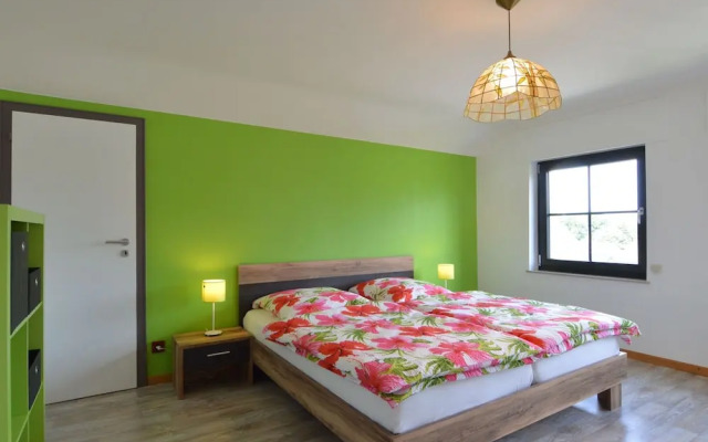 Apartment in Weywertz with Private Garden & Terrace