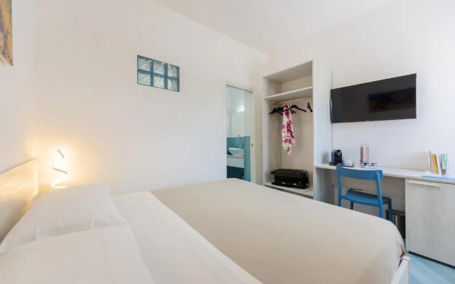 Poseidonia Rooms
