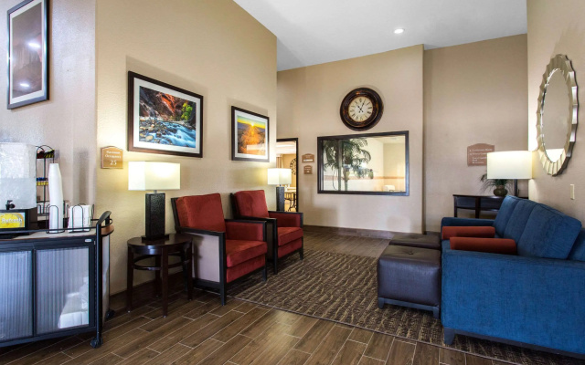 Comfort Inn & Suites Deming