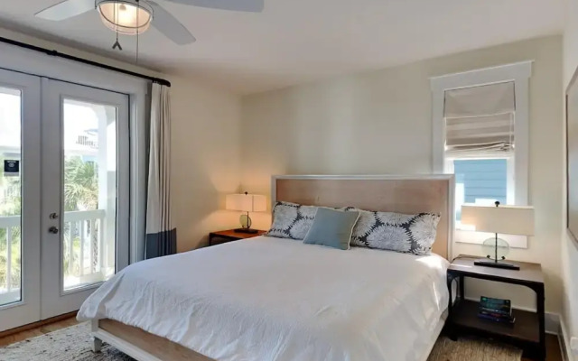 Green Wave by Southern Vacation Rentals