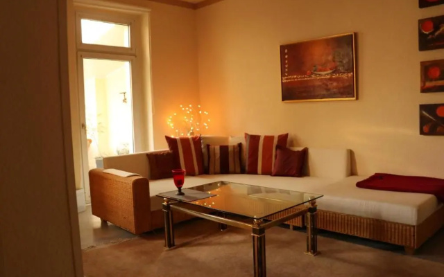 Apartment mit Gartenblick und kleines Apartment im 3 Familienhaus