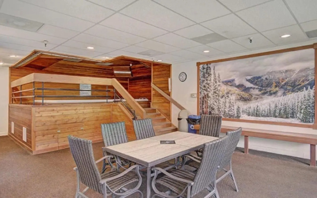 Mountain Plaza at Center Village by Copper Mountain Lodging
