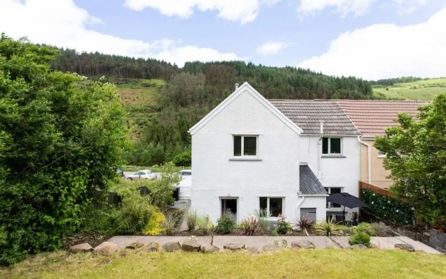 Afan Contractor Accommodation - mins to site!