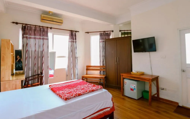 OYO 575 Van Xuan Hotel
