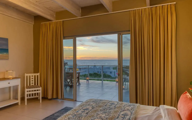 Stanford's Cove Villas