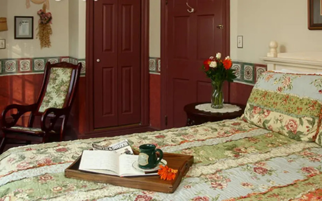 Doubleday Inn