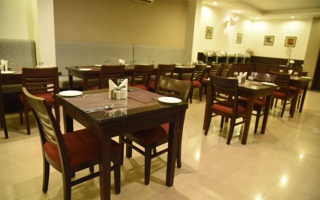 Lemon Park Hotel