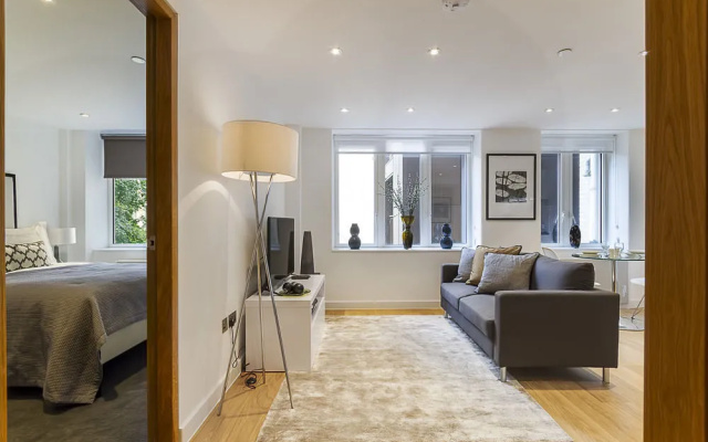 Fetter Lane Apartments