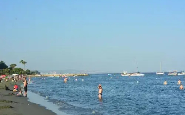 Flat 3 bedrooms 1 bathroom - Limassol