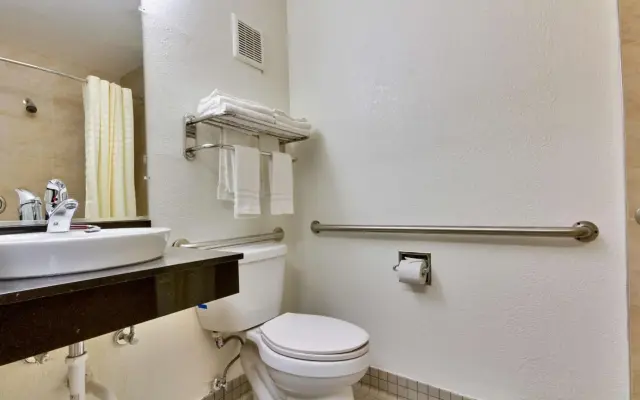 Studio 6 Dallas, TX - Garland - Northeast