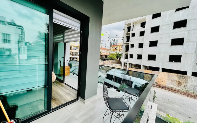 Beautiful 1 Bed Apartment in Kyrenia, Cyprus