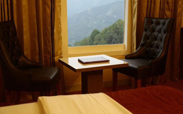 Hotel Aangan Regency
