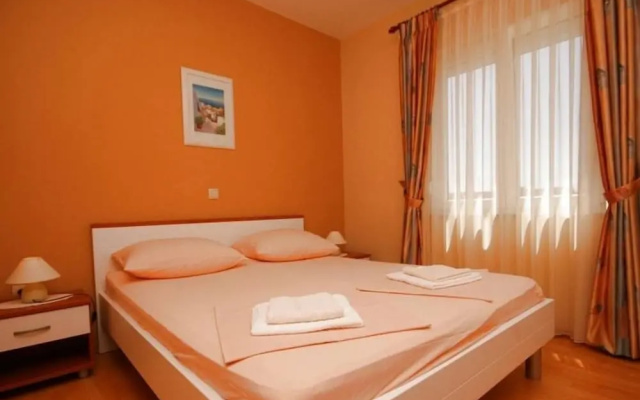 Karolinas - Parking - A3-white
