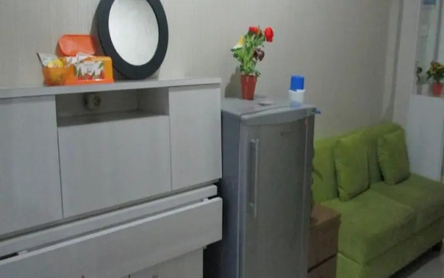 Hajjah Ririns Kebagusan City Apartment
