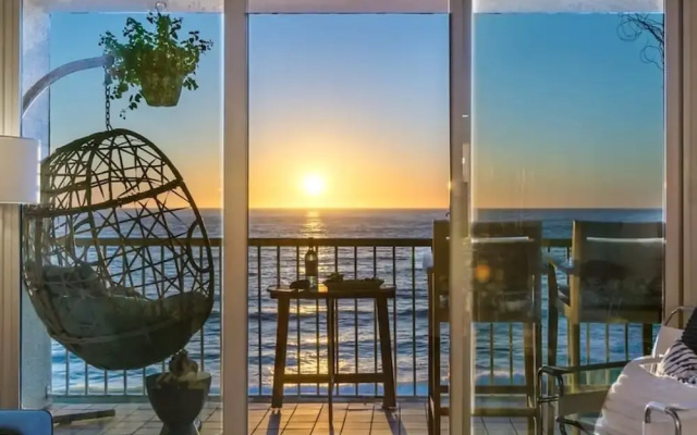 Seaside Serenity With Ocean Views