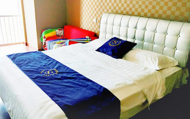 Xinghai Exhibition Center Apartment