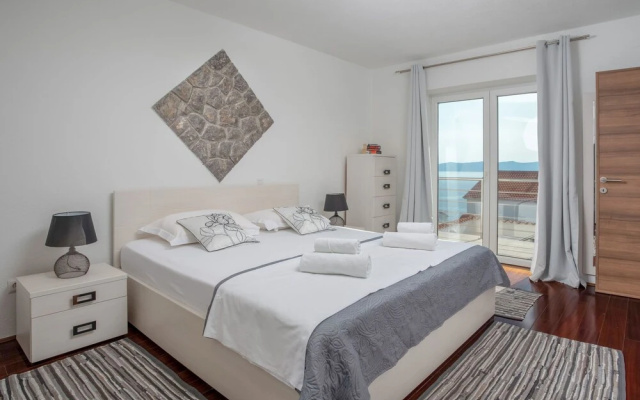 Senj Senj in Senj With 4 Bedrooms and 3 Bathrooms