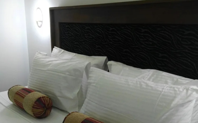 Hotel Akashayaam