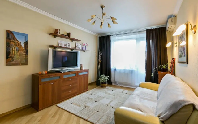 Апартаменты GM, Кутузовский пр-т, 17