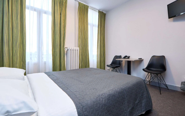Hotel Derby MERODE
