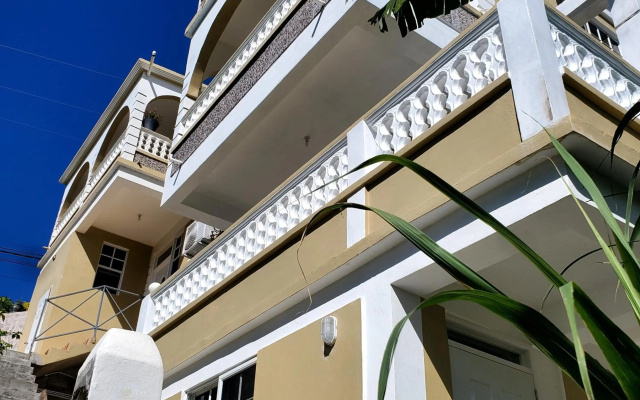 mountain view apartment 2