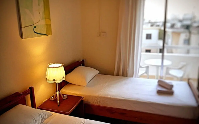 Napa Central Apartment