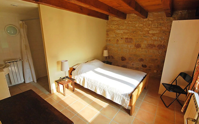 House Lavit Puy-lEveque