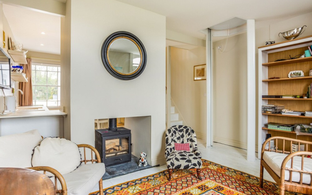 8 Mariners Terrace