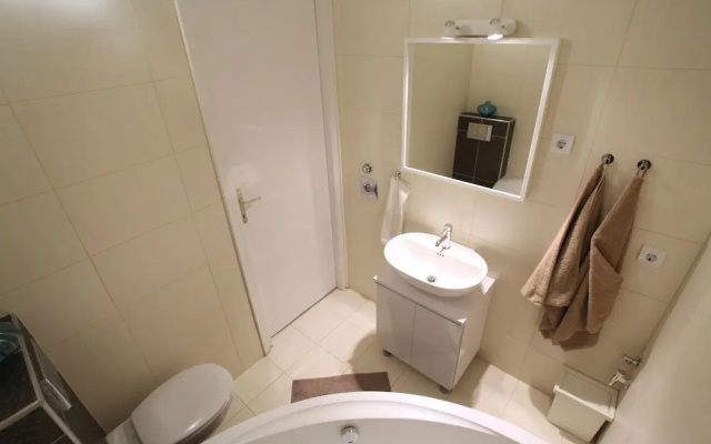 Dfive Apartments - Elizabeth Garden