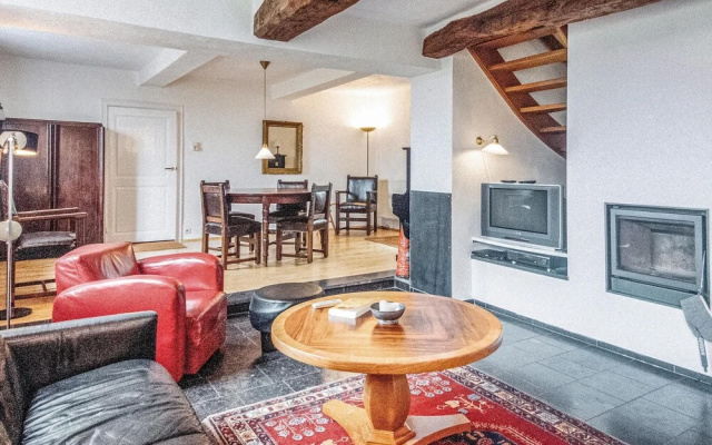 Awesome Home in Remersdaal With 7 Bedrooms and Wifi
