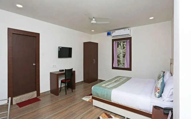 Fabhotel Paradise Convention