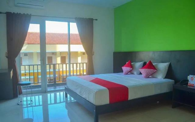 Capital O 1246 Hotel Grand Pacific