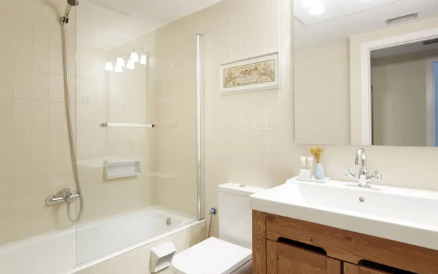 Orri by FeelFree Rentals