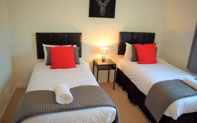 Kelpies Serviced Apartments MacGregor- 2 Bedrooms