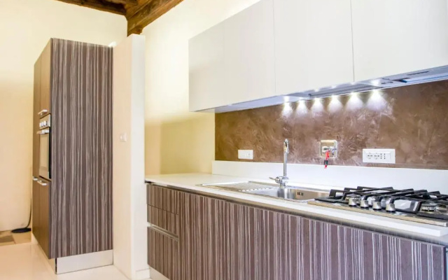 LuxRent Apartment Castello