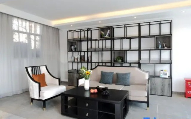 Xiamen Baihaishu Hotel (Huanghua Beach, Huandao Road)