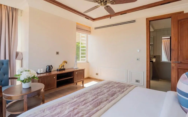 ELIVAAS prive The Royce Daisy | Ultra Luxe 4 BHK Villa